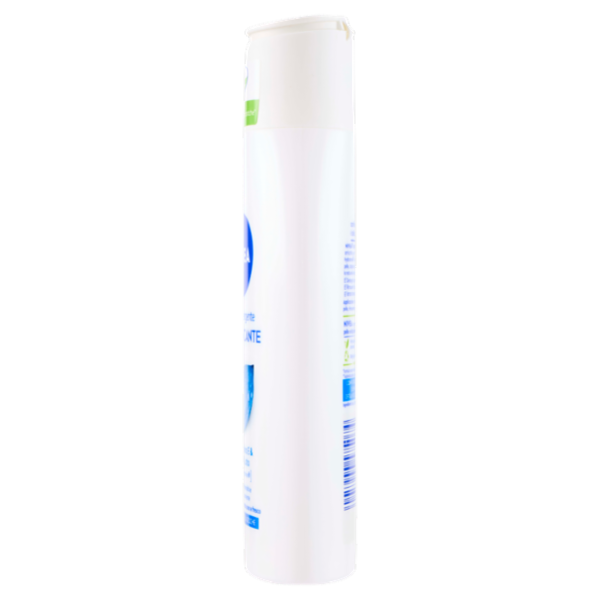 Nivea Latte Detergente Rinfrescante Pelli da Normali a Secche 200 ml