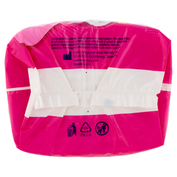 Nuvenia protezione totale Ultra Lungo+ con Ali 12 pz