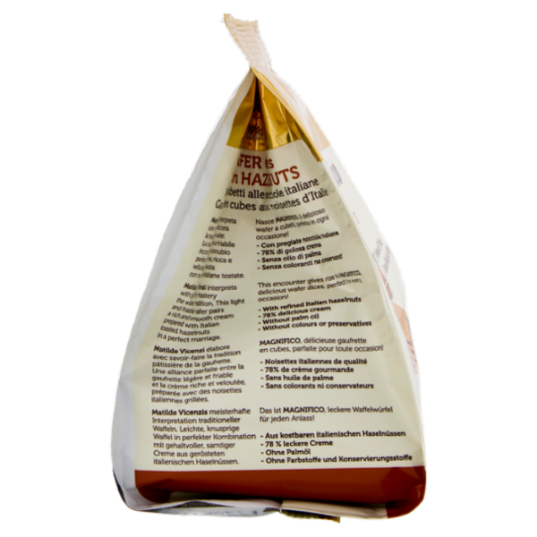 Matilde Vicenzi Magnifico Wafer a Cubetti alle nocciole italiane 125 g