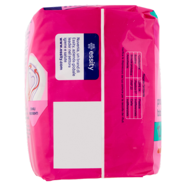 Nuvenia protezione totale Ultra Lungo+ con Ali 12 pz